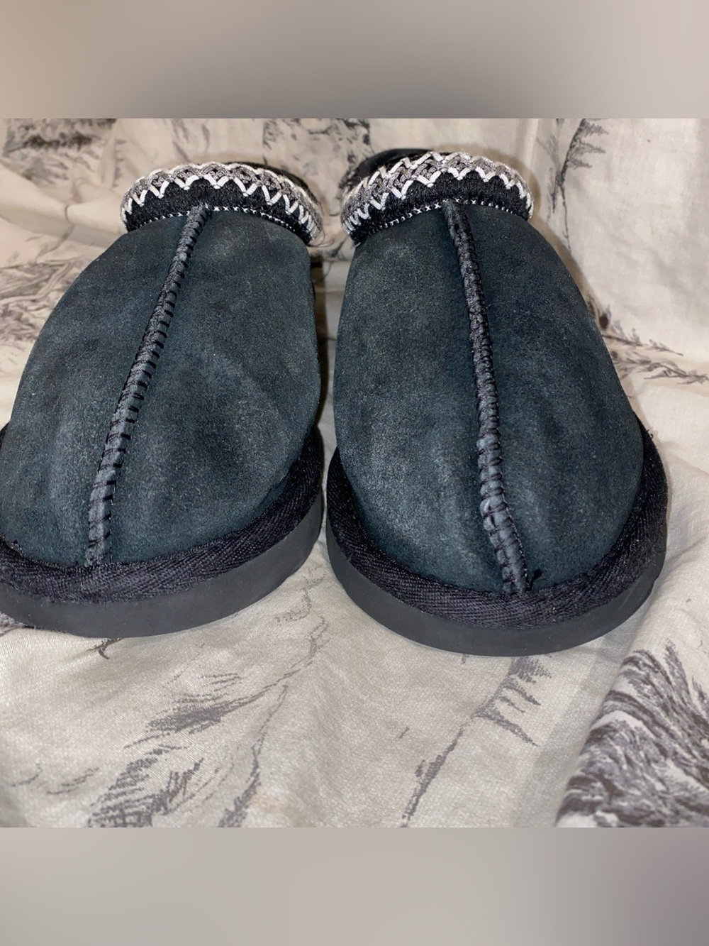UGG Tasman size 7 - Picture 2 of 8
